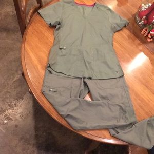 Women’s Olive Med Couture scrub set
